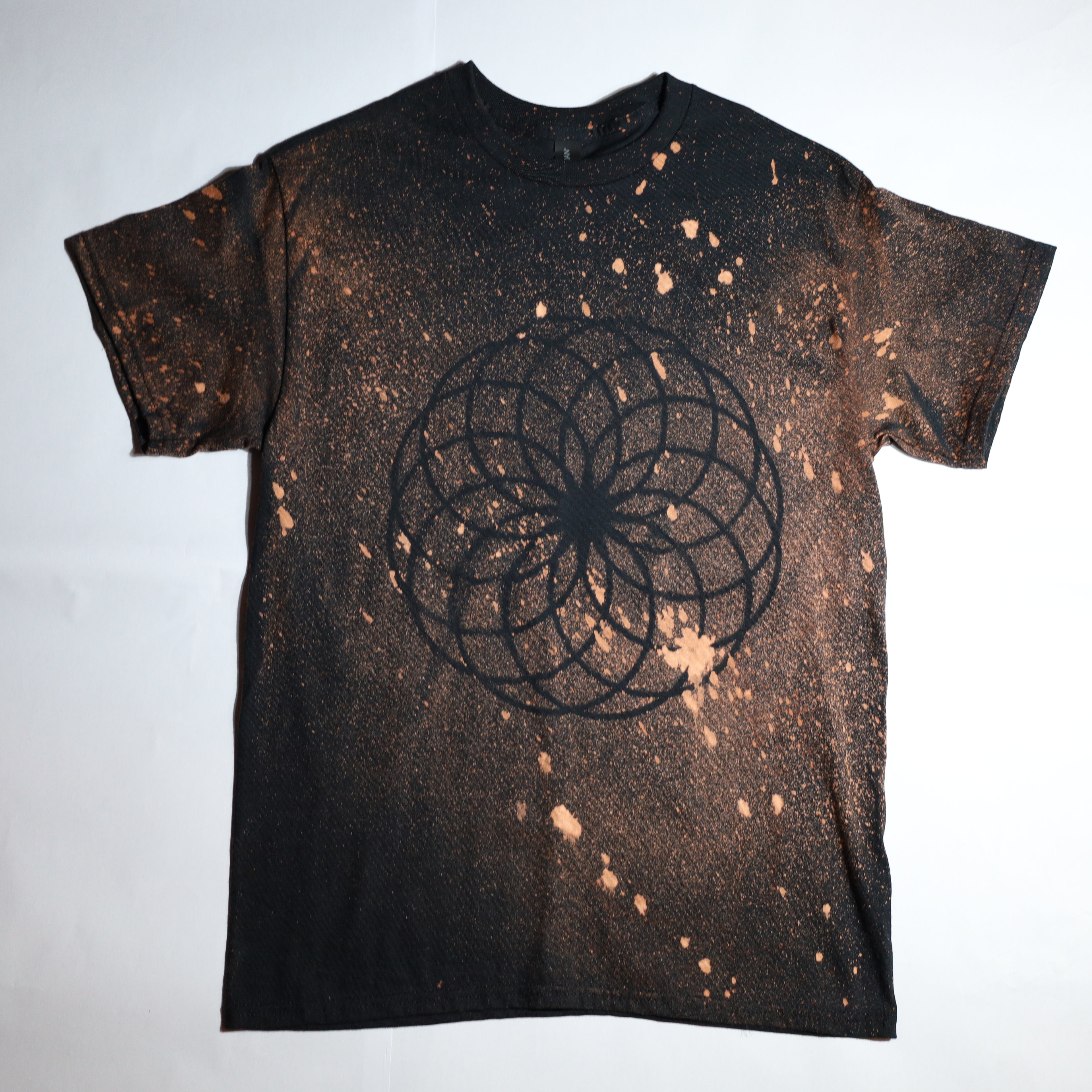 Sacred Geometry Designed T-shirt 10 of 50 MEDIUM (Seed of life)