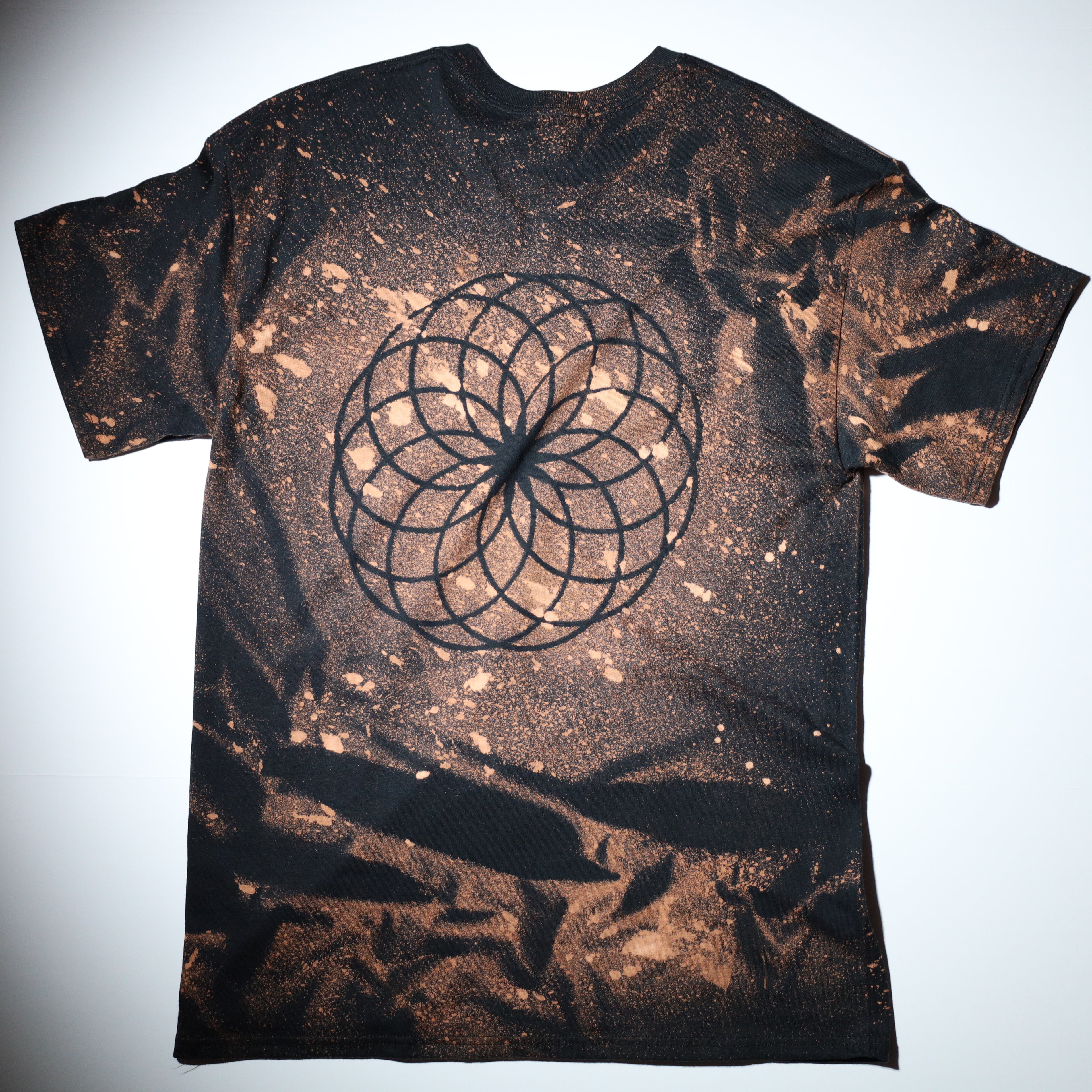 Sacred Geometry Designed T-shirt 16 of 50 LARGE (Tetrahedrons 64 Star)