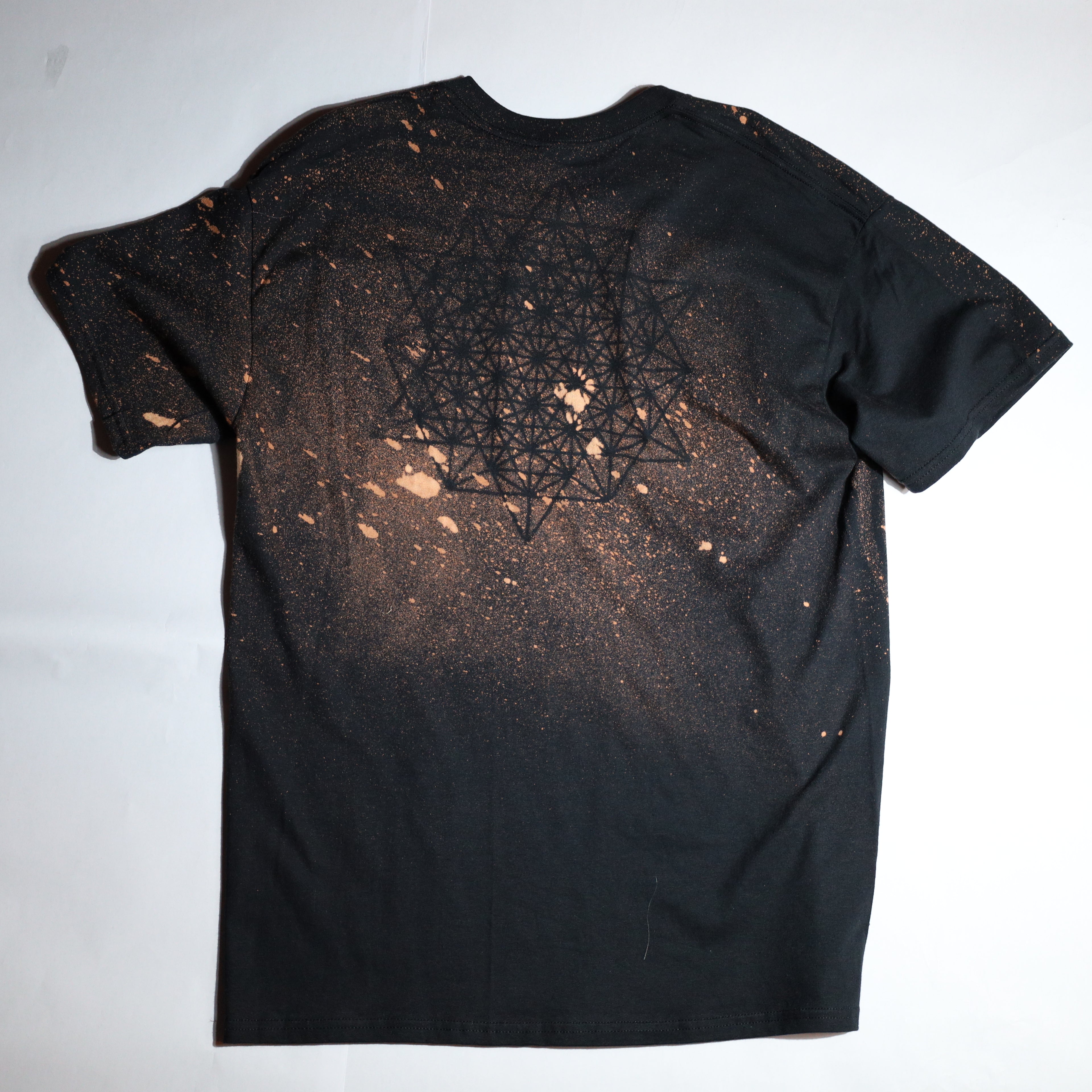 Sacred Geometry Designed T-shirt 19 of 50 LARGE (Tetrahedrons 64 Star)