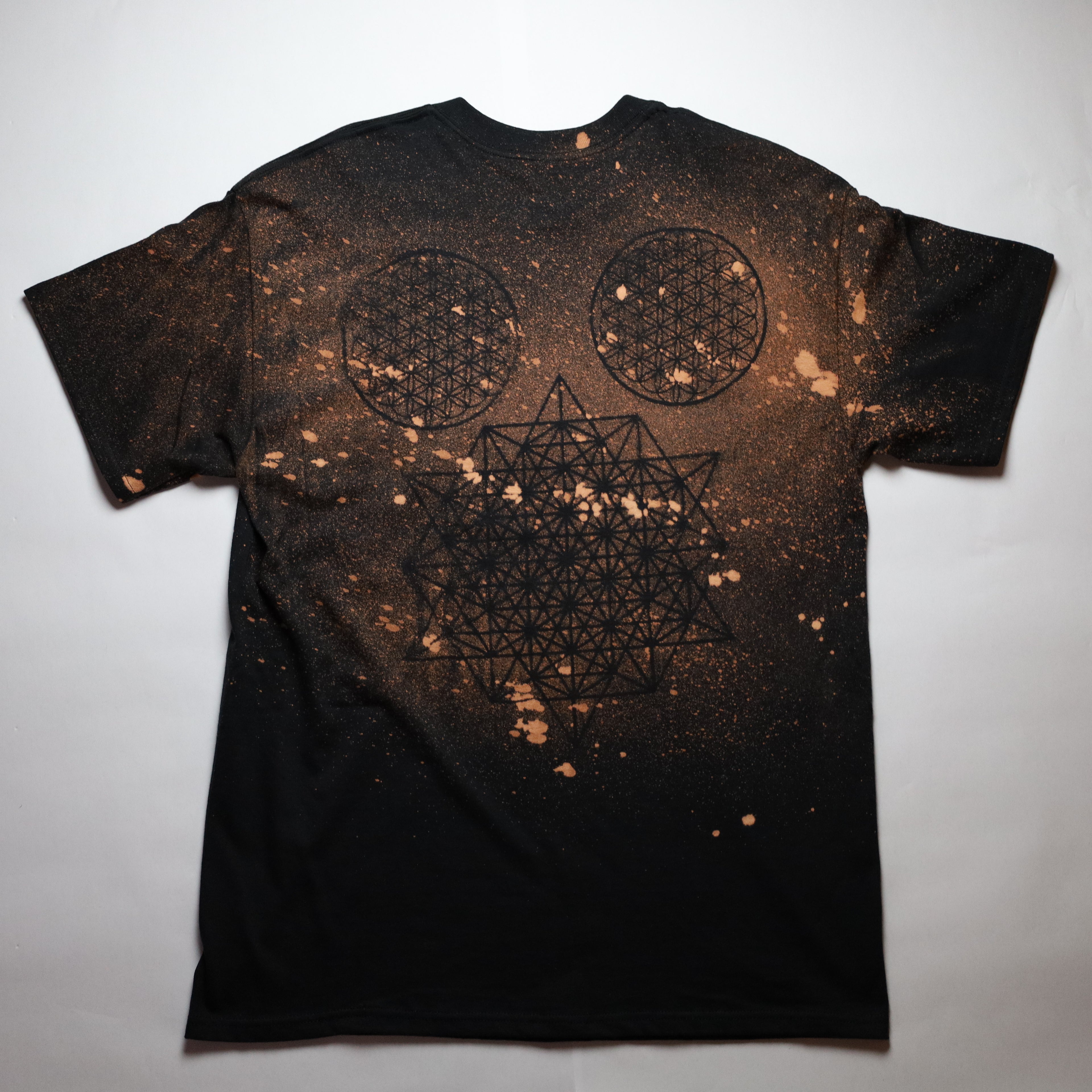 Sacred Geometry Designed T-shirt 23 of 50 LARGE (Tetrahedrons 64 Star)