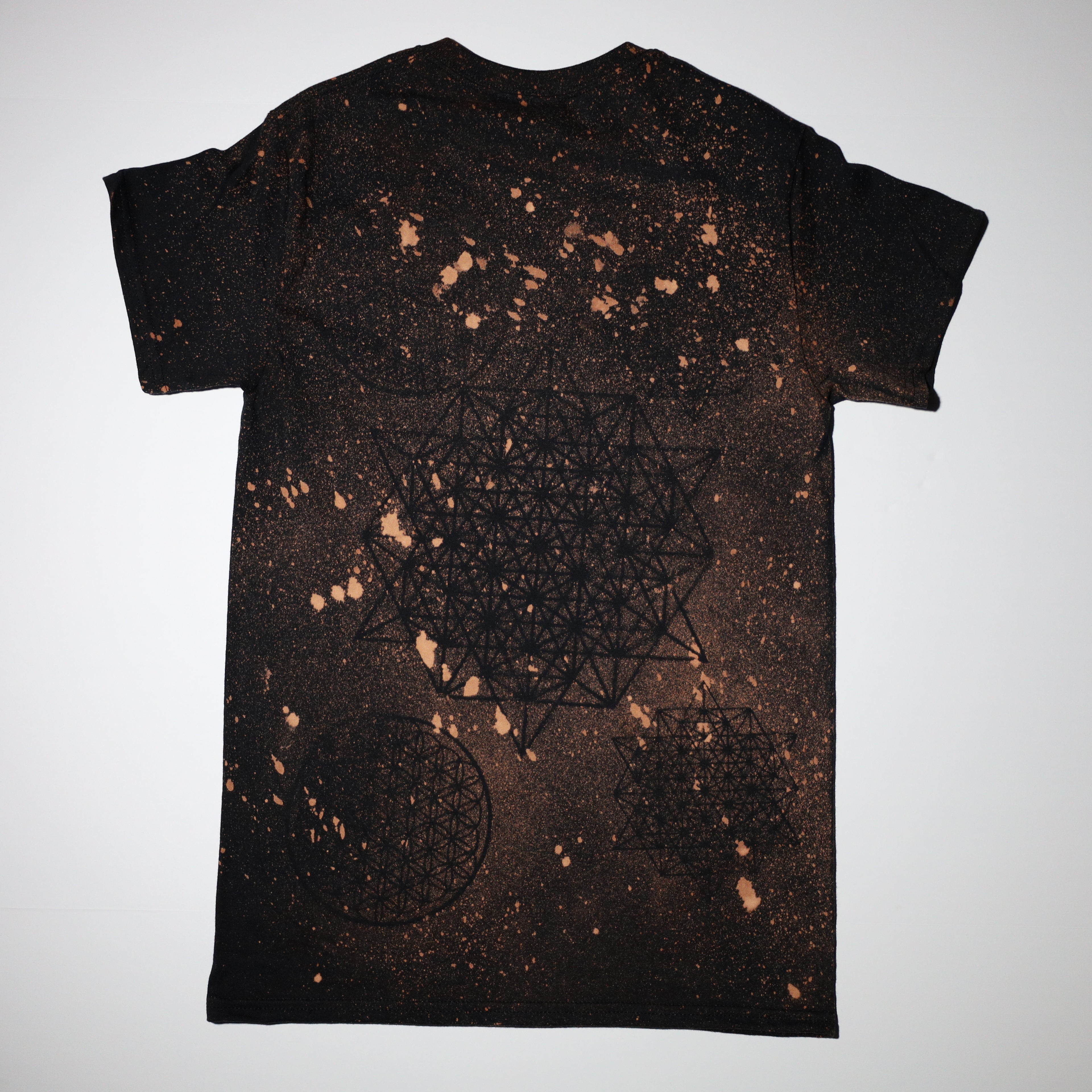 Sacred Geometry Designed T-shirt 5 0f 50 SMALL (Seed Of Life)