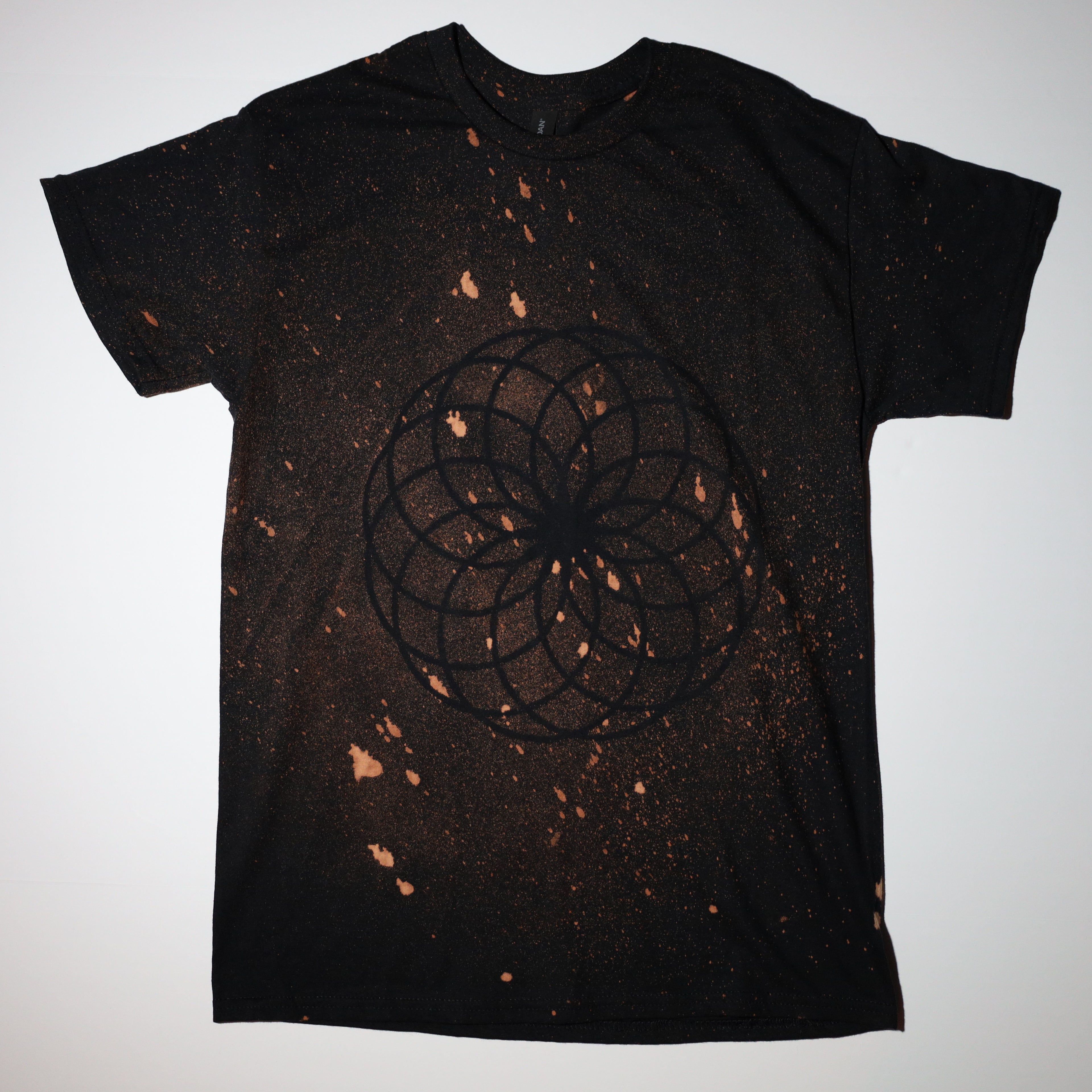 Sacred Geometry Designed T-shirt 9 of 50 MEDIUM (Seed of Life)
