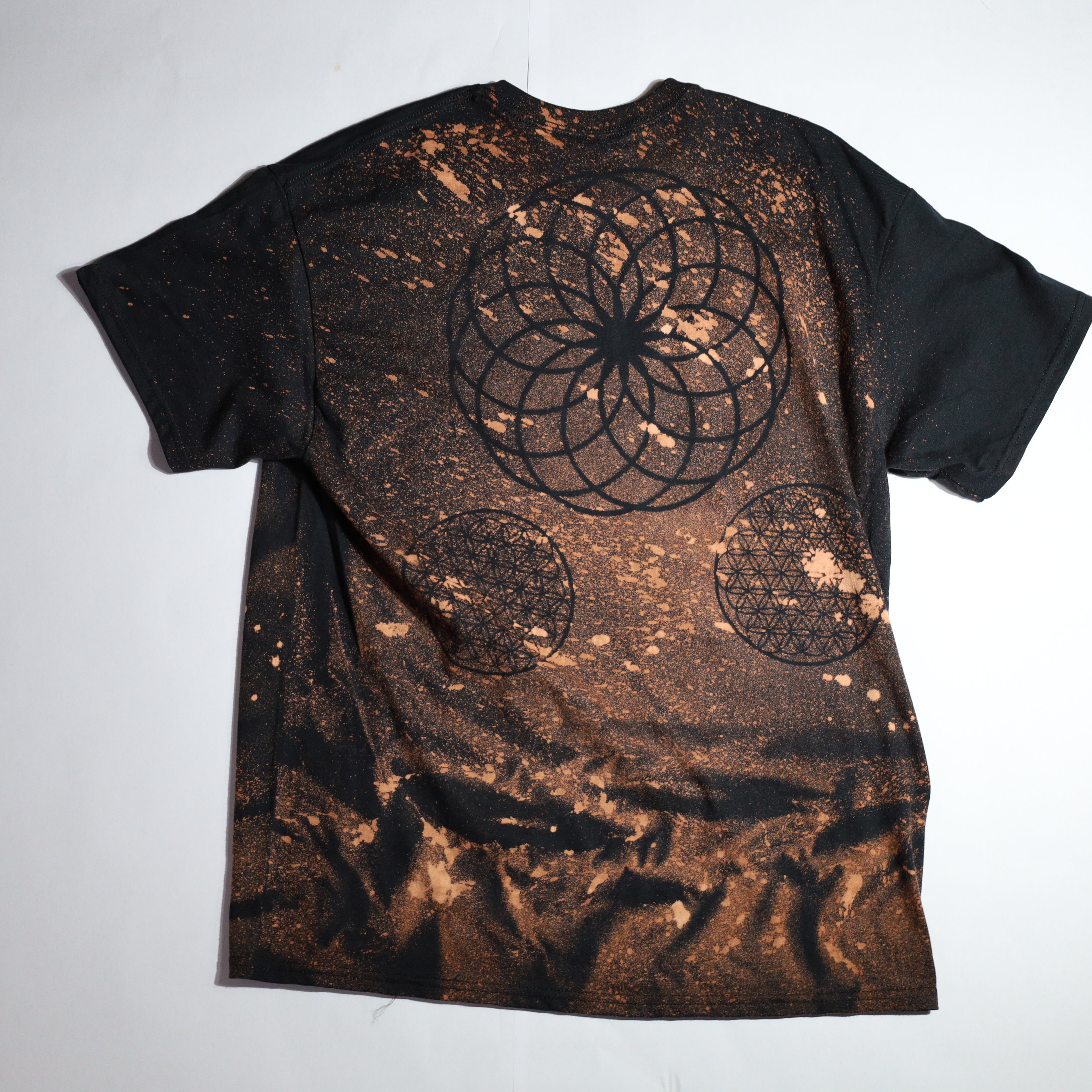Sacred Geometry Designed Shirt 33 of 50 (Seed of Life) XL